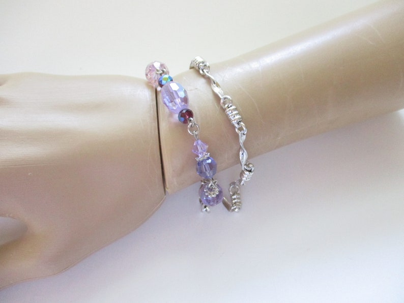 Vintage Signed Kirks Folly Bracelet Purple Crystal AB Beads Silver Tone Bild 2