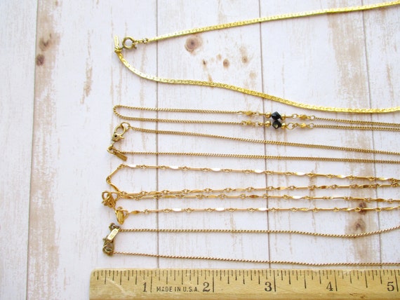 LOT Vintage Signed MONET Gold Tone Chain Necklace… - image 5