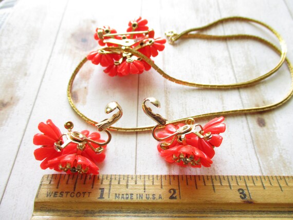 Vintage Red Lucite Flower Brooch Pendant Clip On … - image 9