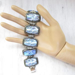 Vintage Peacock Blue Carnival Glass Bracelet, Mid-Century Art Deco Book Chain Swirl Stone