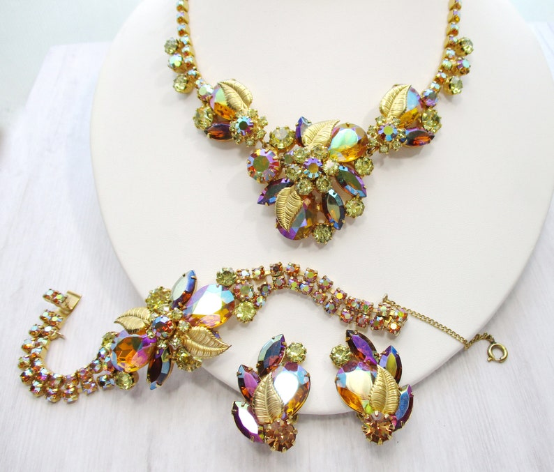 Juliana Parure AB Rhinestone Gold Leaf Accents Juliana D/&E Jewelry Set Necklace Bracelet Clip On Earrings Gold Tone