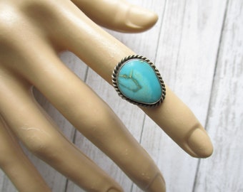 Vintage Sterling Turquoise Ring Navajo Southwestern Jewelry Unsigned Designer US Size 5