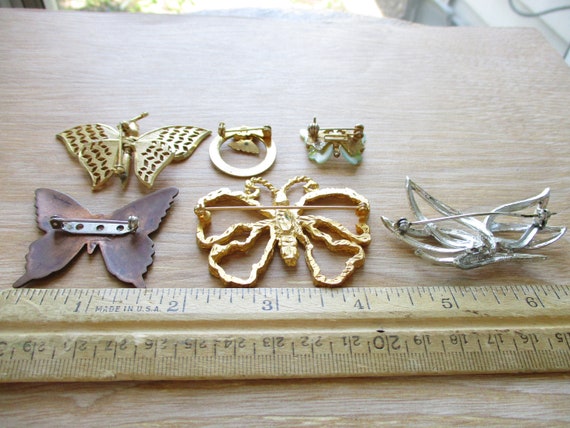 LOT Vintage Butterfly Brooches Gold Tone Mother o… - image 7