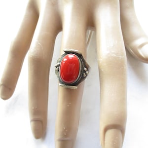 Nepal Silver Red Glass Ring US Size 10