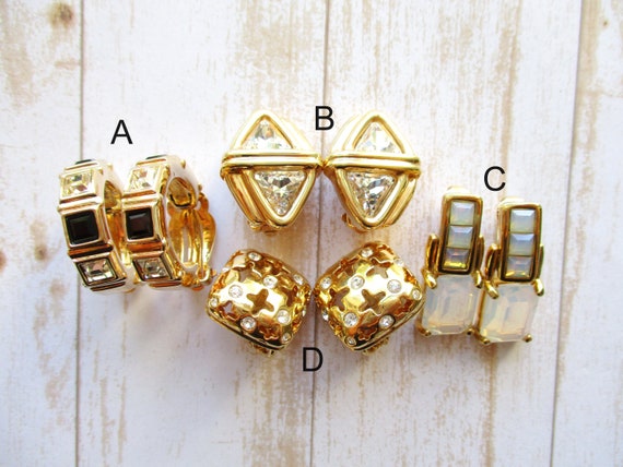 Vintage 1980s Signed Swarovski Clip on Earrings Swan Makers Mark