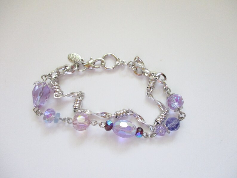 Vintage Signed Kirks Folly Bracelet Purple Crystal AB Beads Silver Tone Bild 4