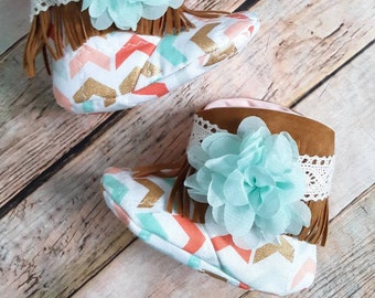 Baby Fringe Booties, Baby Shoes, Baby Shower Gift, Chevron Shoes, Baby Moccasin Boots, Baby Fringe Boots, Pink, Turquoise, Tan, Gold, Lace