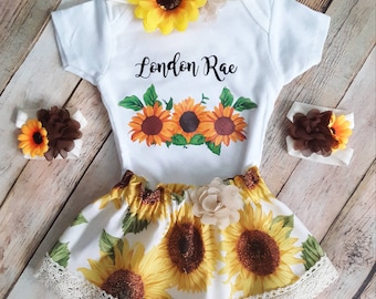 Sunflower Outfit, Baby Girl Sunflower Outfit, Personalized Sunflower Outfit, Baby Shower Gift, New Baby Girl Gift, Toddler Sunflower Outfit