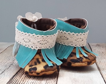 Leopard Baby Booties, Fringe baby boots, Turquoise, Cowgirl Booties, Baby Moccasin Boots, Baby Fringe Booties, Lace Booties, Boho Chic