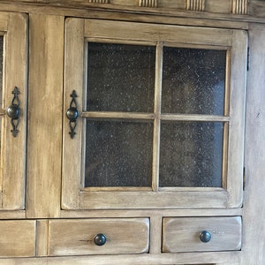 French country hutch cabinet/farmhouse hutch/modern farmhouse/ welsh sideboard/ breakfront/distressed wood hutch/shaker hutch image 5