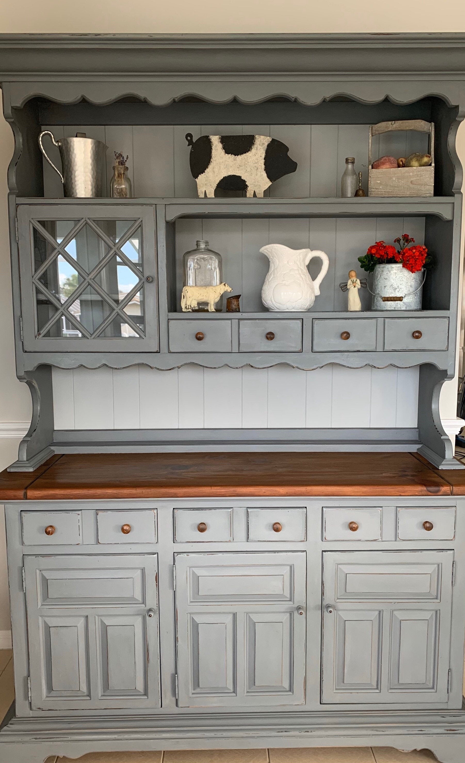 Farmhouse country cottage rustic Kitchen Hutch kitchen Cabinet