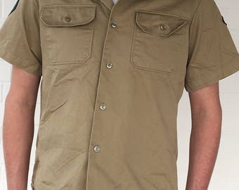 ViNtAgE 1980's 1990's U.S. ARMy SoLdiEr SPeCiaLiSt CLass CHeVRoN E-4 ShoRt SLeeVeD UniForM SHiRt