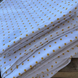 VinTaGe RaLpH LauReN 100% CoTToN QueeN sHeeT seT wHiTe + YeLLoW DoTs. SuPeRb!  4 Piece CoMPLeTe SeT