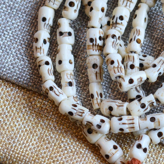 108 Beads Skull Bone Beads LUM14-19 Tibetan Buddhist Bone Skull Mala Beads White Carved Bone Skull 108 Carved White Bone Skull Beads