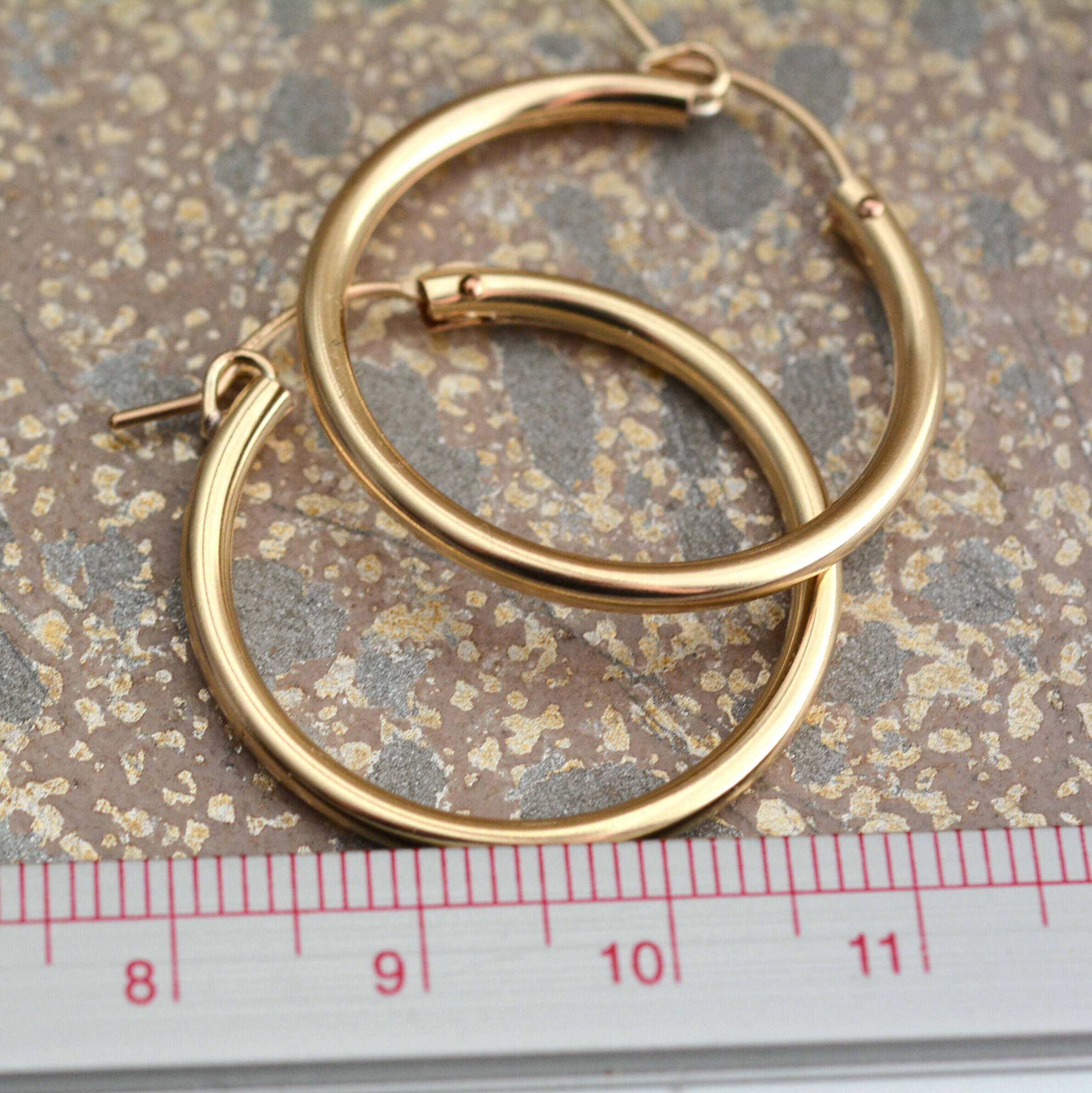 Pair 29mm Thick 14K Gold Filled Hoops Large Gold Hoops Etsy Nederland