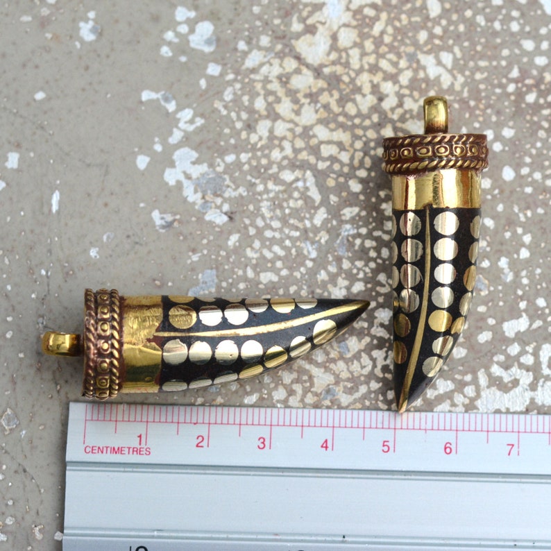 Tooth Pendant BID19-0119 Black Gold Bohemian Style Pendant 1-45mm Long Horn Shaped Tibetan Brass Mosaic Pendant