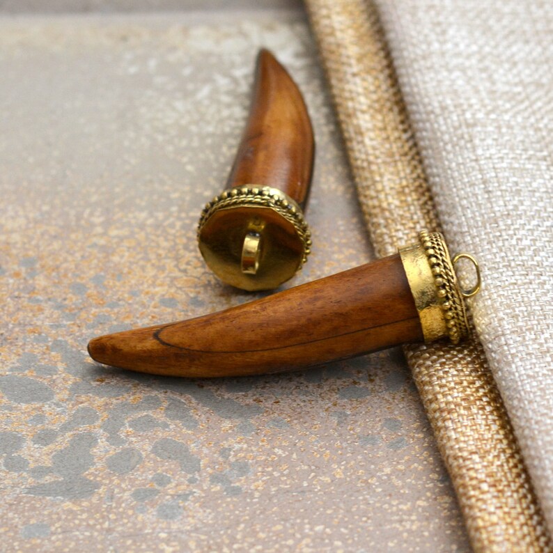 Tooth Pendant ATA17-1117A Horn Shaped Pendant 1-75mm Long Large Wood Tusk Shaped Pendant Ethnic Tribal Pendant Crescent Horn