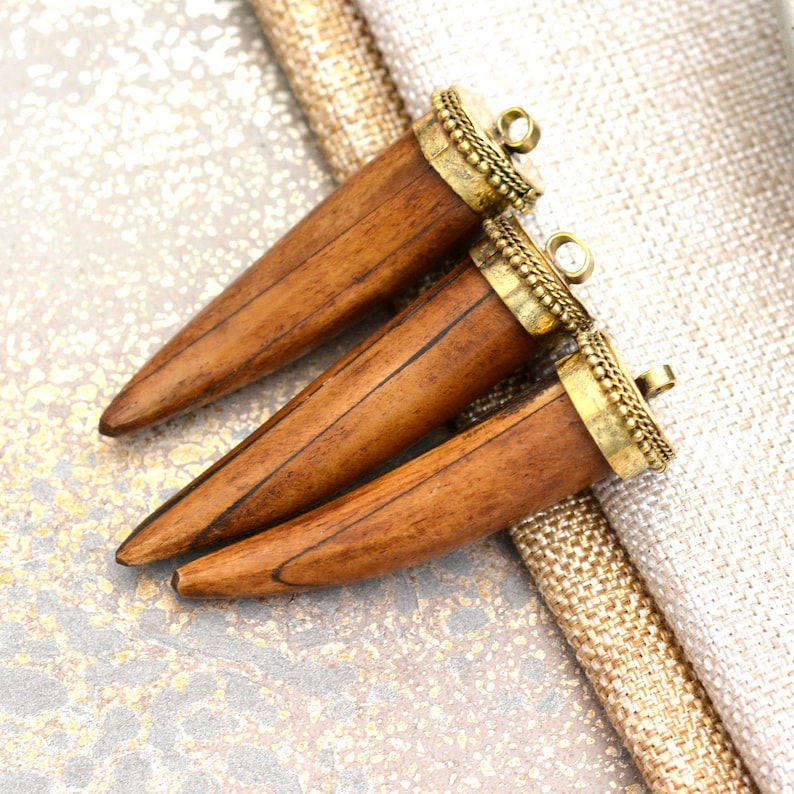 Tooth Pendant ATA17-1117A Horn Shaped Pendant 1-75mm Long Large Wood Tusk Shaped Pendant Ethnic Tribal Pendant Crescent Horn