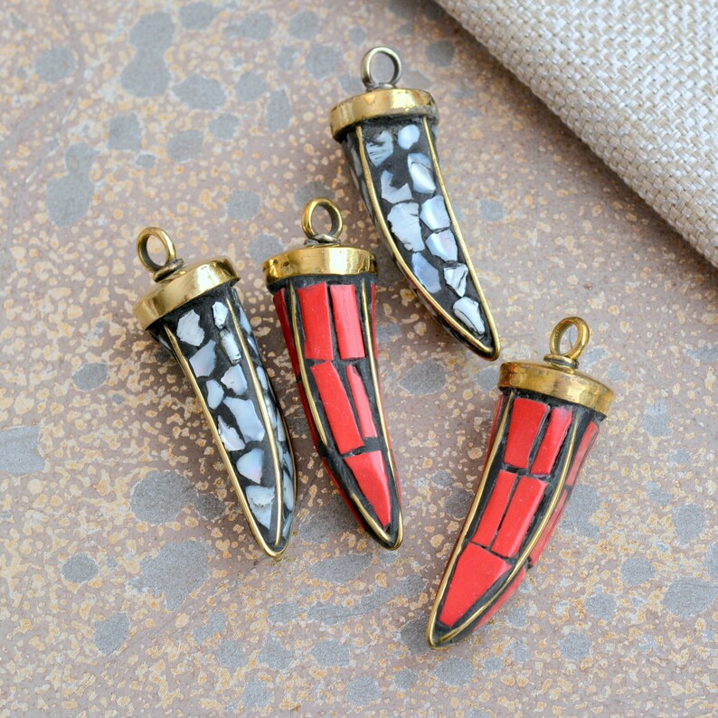 Mother of Pearl Claw Bohemian Jewelry Tribal TA170905 Horn Ethnic 1-40mm Long Tibetan Mosaic Shell Brass Tusk Pendant Tooth