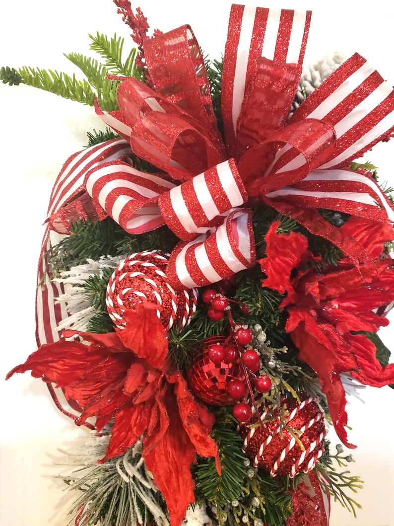 Red Velvet Poinsettia Christmas Swag, Front Door Holiday Decor - Etsy