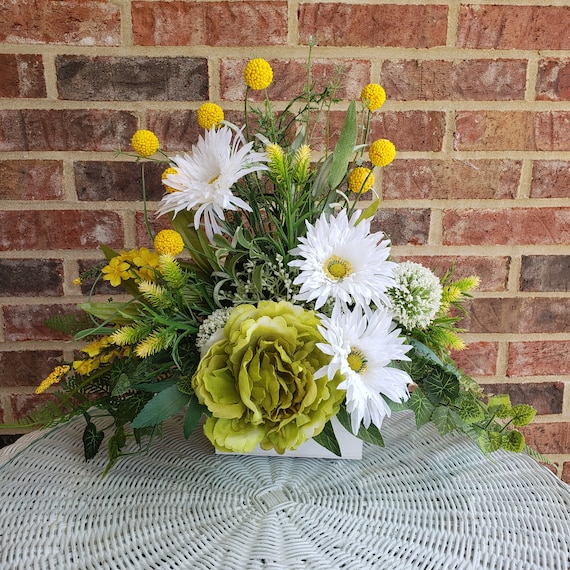 Small silk floral arrangements deals