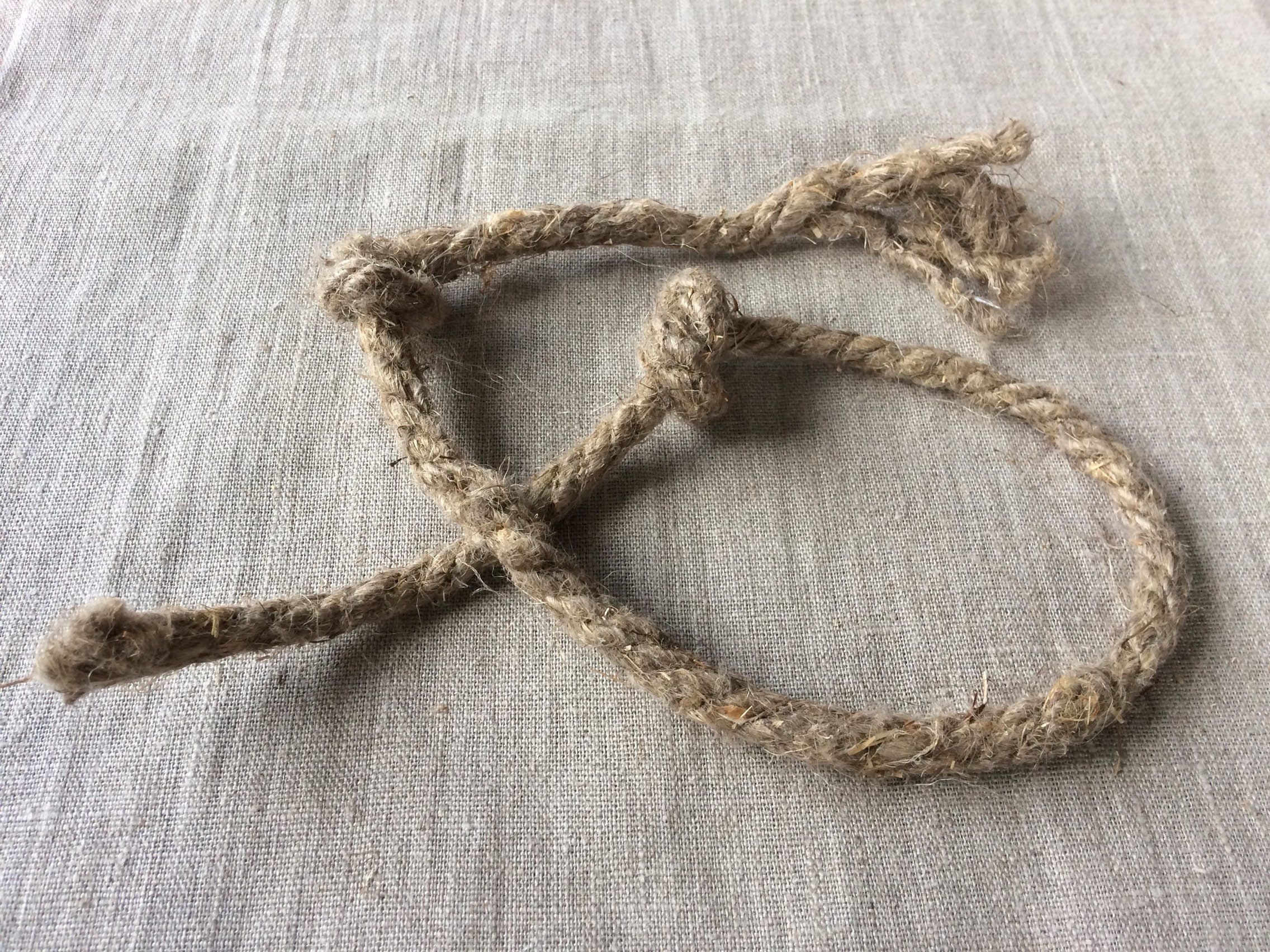 Vintage Hemp Rope Scraps, 3 Pieces Rough Rustic String, 1cm Cord