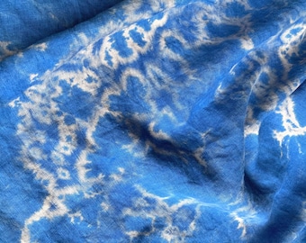 Blauwe tie-dye van puur linnen: handgeverfde batik, gemiddeld gewicht