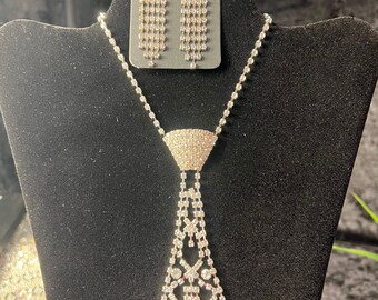 Wedding (P2) 2pc. Jewelry set. Necklace, Earrings. Rhinestone. Brilliant Sparkle and Glamor. Bride, Heirloom, Mother. Quinceanera