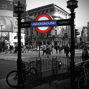 Piccadilly Tube, London, UK.  LONDON BABY!!! 5" x 7"