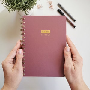 2024 Weekly Planner A5 Agenda A5 planner diary DUSTY ROSE image 2