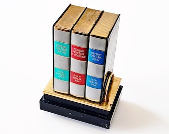 Caja de cigarrillos antigua.