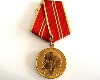 Soviet vintage medal.Medal to commemorate the centenary of the birth of Vladimir Lenin.