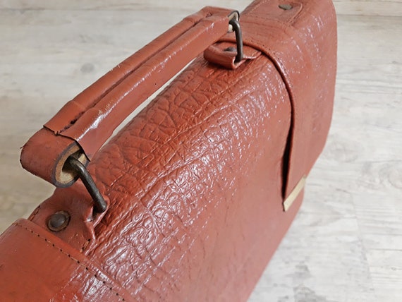 Alte leder aktentasche Clearance