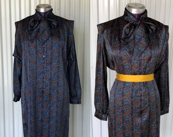 Beautiful VINTAGE 1980s Schrader Sport Petites Sack Dress with Bow — L / 14