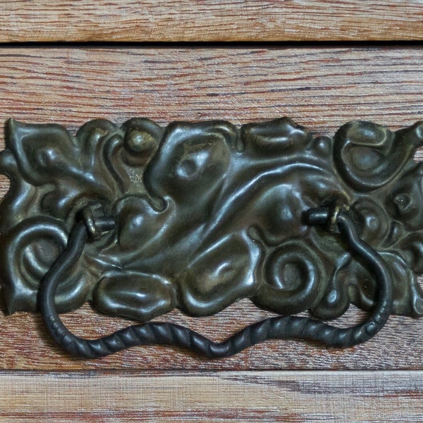 Antique Ornate Dresser Handle, Vintage Drawer Pull