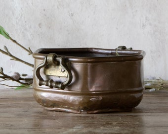 Primitive Copper Planter Pot, Vintage Copper Pot with Double Brass Handles, Rustic Farmhouse Decor