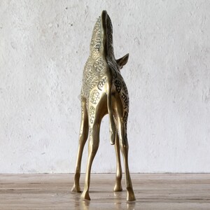 9 Tall Brass Giraffe Figurine, Solid Brass Giraffe Statue, Vintage Giraffe zdjęcie 5