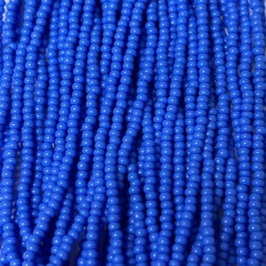 Size 11/0 | Lt Royal Blue | #33040 | Preciosa Czech Glass Seed Beads | 6 String Hank | 2mm Rd Rocaille | DIY Jewelry Making | Loom