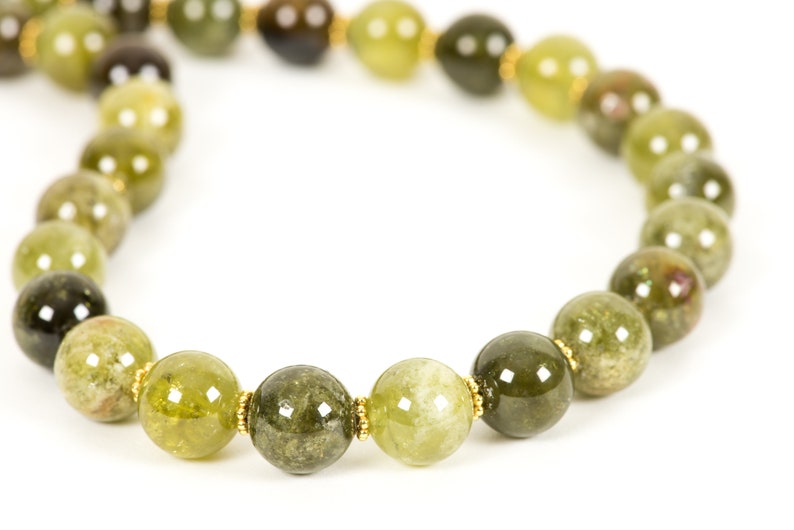Green Onyx Necklace Natural Green Garnet Gemstone Necklace with Vermil Separators