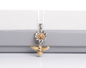 Collar de flores de abeja de oro y plata