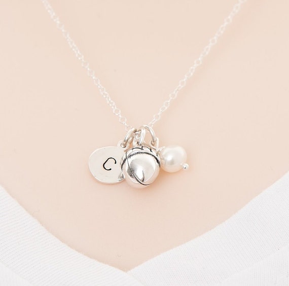 Personalized acorn Necklace - Woodland necklace - silver acorn Pendant - Acorn charm - Autumn necklace