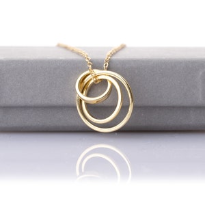 Three Circle Necklace Gold Interlocking Circle Infinity