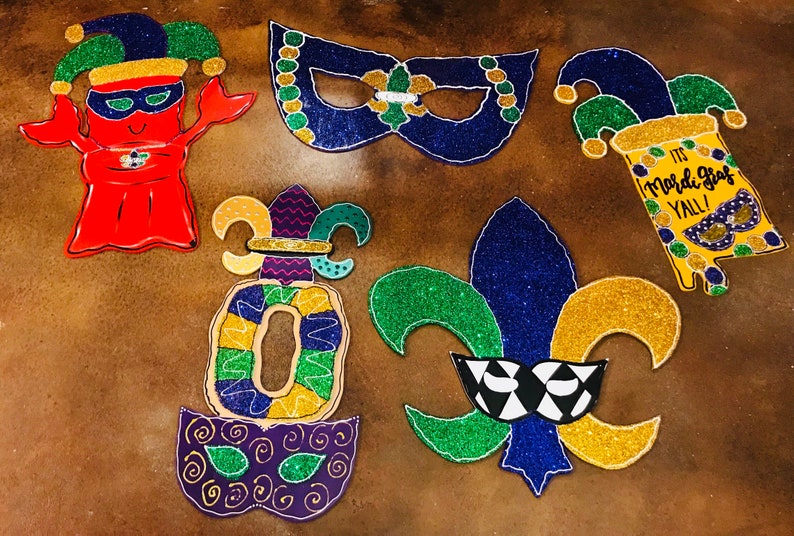 Crawfish Mardi Gras door hanger