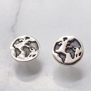 Weltkarte Ohrringe, Globe Ohrringe, Silber Karte Ohrringe, Weltkarte Schmuck, Karte Schmuck, Reise Ohrstecker, Welt Ohrringe, Karte Ohrstecker