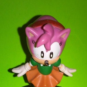 Figura Amy Rose  Sonic The Hedgehog - Comansi