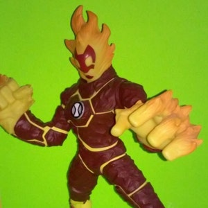 bandai juguetes de ben 10 de fuego