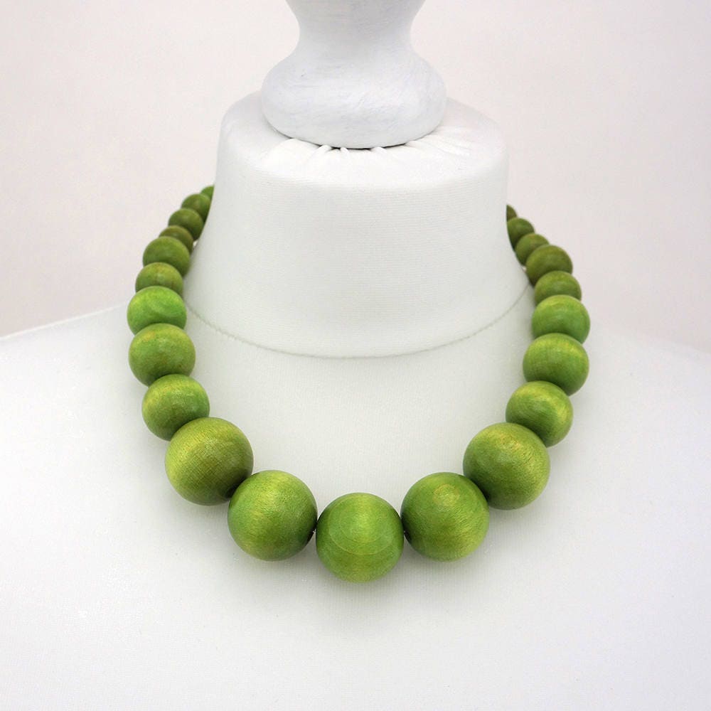 big green beads necklace