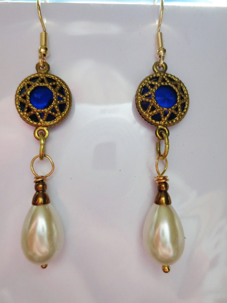Tudor earrings pearl drop earrings vintage style blue Etsy