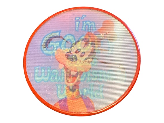 Walt Disney World Vari-Vue Pin Back Button, Goofy… - image 1