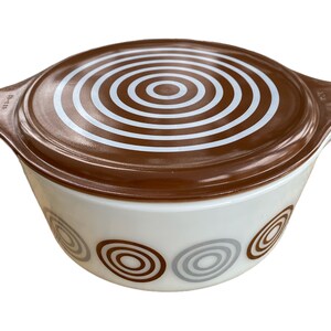 Pyrex Cosmopolitan Casserole Dish Promotional Atomic Circles With Lid ...